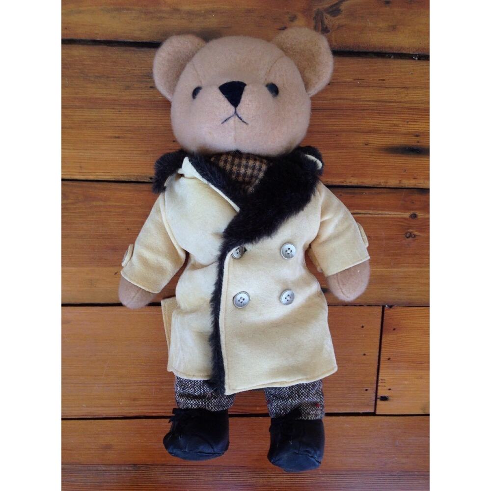 Vintage 1985 British English Brown Teaddy Bear Love Land Windsor Stuffed Animal